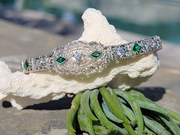 18Kt White Gold 7.61ct Emerald Bracelet with Diamonds – SOSNA Gems &  Jewellery