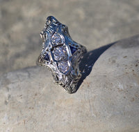 18k white gold diamond & sapphire estate Art Deco c.1920's filigree glove shield ring