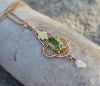 10k gold Victorian peridot and pearl necklace pendant lavaliere