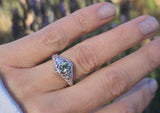 18K white gold green sapphire c.1920's filigree ring