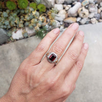 10k gold two tone Art Deco Garnet Ring