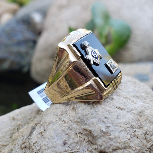 Mid-Century Dason 10k Yellow Gold Masonic Onyx Signet Ring –  ZestfulVintage, Ltd.