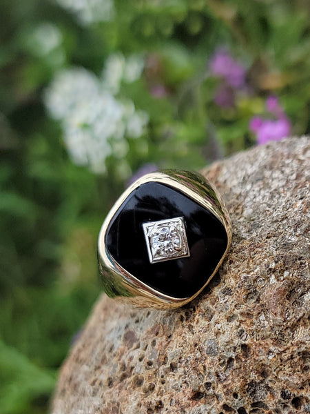 Buy 10K Yellow Gold Onyx and Diamond Men's Ring Online at